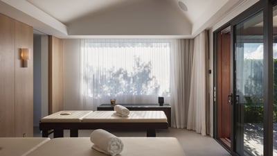 Massage Room: 2 massage tables. Ensuite Bathroom.
&nbsp;