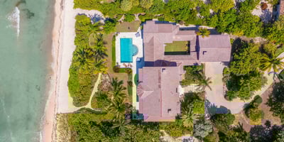 Luxury Villa Photo #6