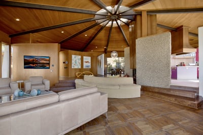Luxury Villa Photo #37