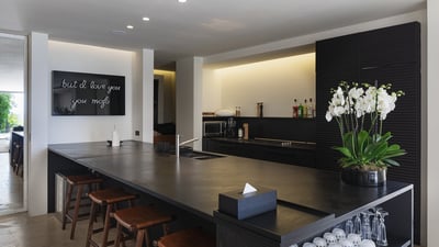 Kitchen & Tv Area