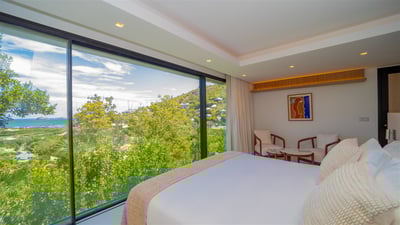 Luxury Villa Photo #67