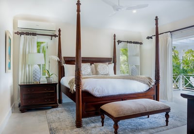 Luxury Villa Photo #25
