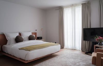 Luxury Villa Photo #9