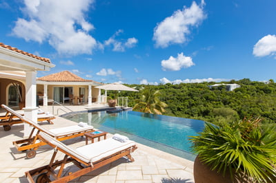 Luxury Villa Photo #11