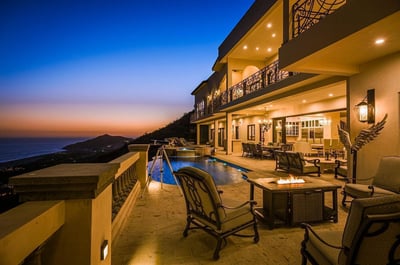 Luxury Villa Photo #5