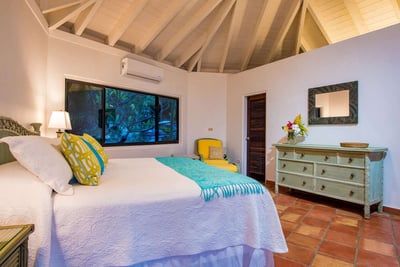 Luxury Villa Photo #21