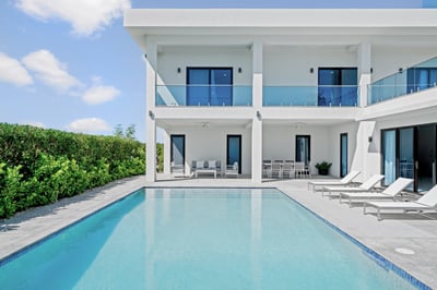 Luxury Villa Photo #5