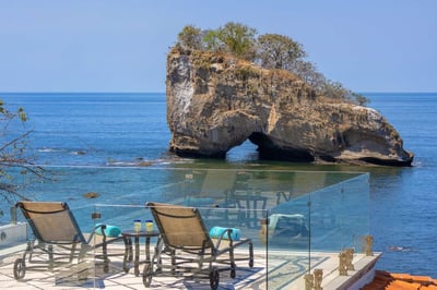 Luxury Villa Photo #7