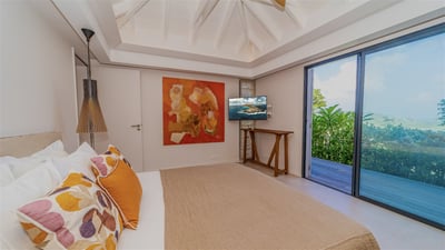 Luxury Villa Photo #39