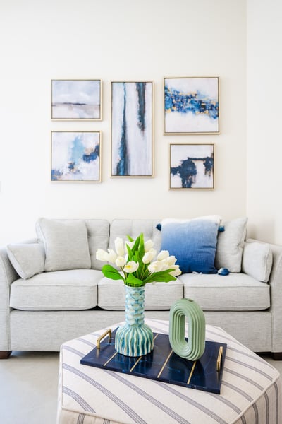 Blue Primary Suite 2 (Main House): King Bed, Sofa Bed