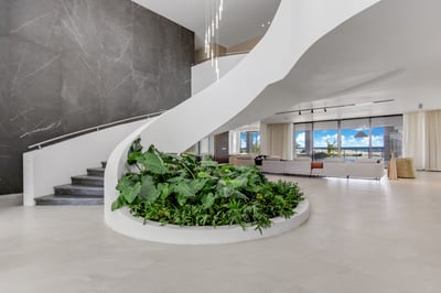 Luxury Villa Photo #35