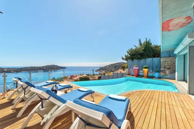 Luxury Villa Photo #8