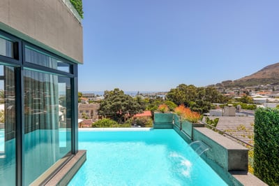 Luxury Villa Photo #3