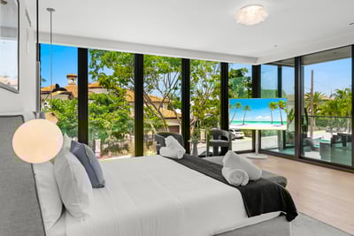 Luxury Villa Photo #24