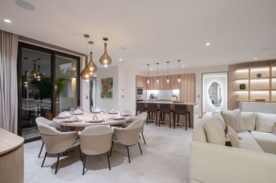 Luxury Villa Photo #13