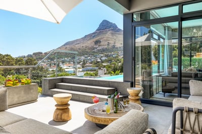 Luxury Villa Photo #9