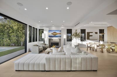 Luxury Villa Photo #15