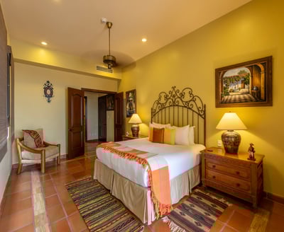 Luxury Villa Photo #41