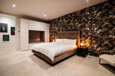Luxury Villa Photo #49