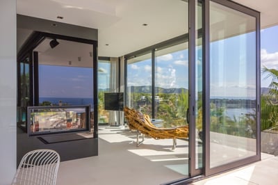 Luxury Villa Photo #19
