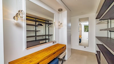 Luxury Villa Photo #41