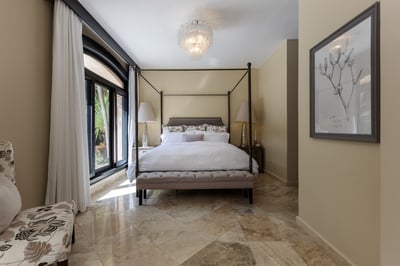 Luxury Villa Photo #85