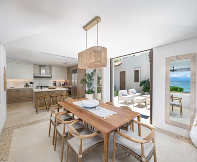 Luxury Villa Photo #32