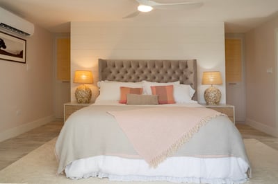Luxury Villa Photo #30