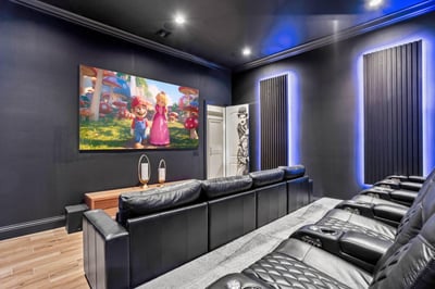 Luxury Villa Photo #25