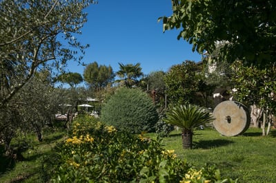 Luxury Villa Photo #7