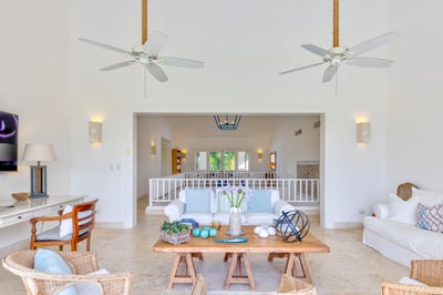 Luxury Villa Photo #42