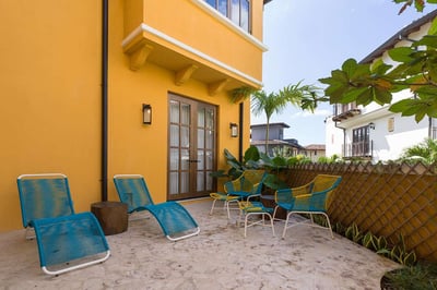 Luxury Villa Photo #4