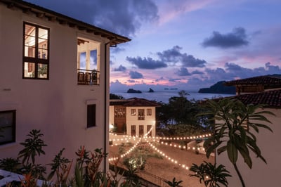 Luxury Villa Photo #37