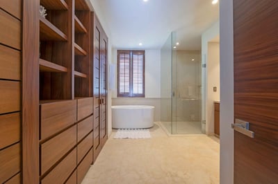 Luxury Villa Photo #55