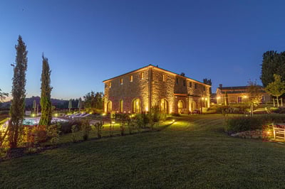 Luxury Villa Photo #38