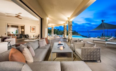 Luxury Villa Photo #8