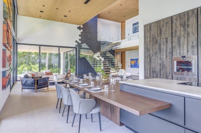 Luxury Villa Photo #12