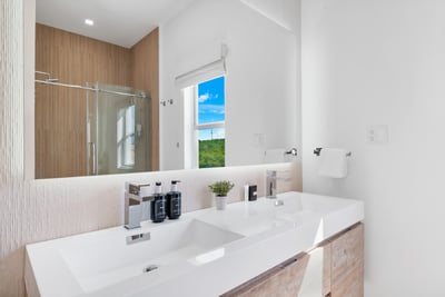 Luxury Villa Photo #18