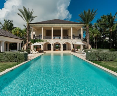 Luxury Villa Photo #2