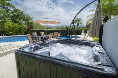 Luxury Villa Photo #5