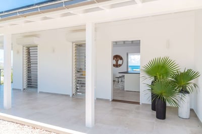 Luxury Villa Photo #18