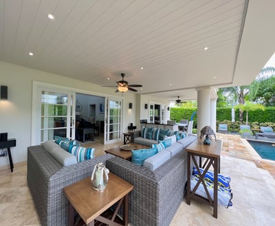 Luxury Villa Photo #4