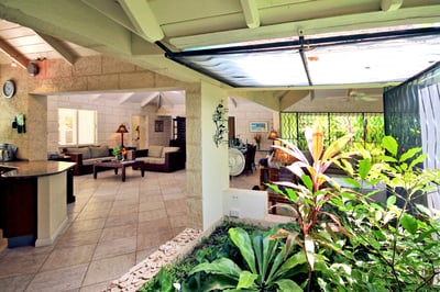 Luxury Villa Photo #5