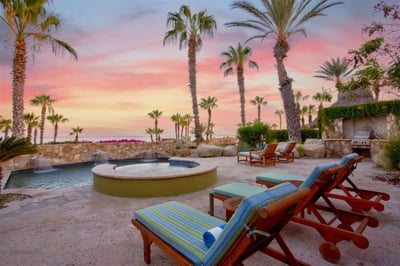 Luxury Villa Photo #5