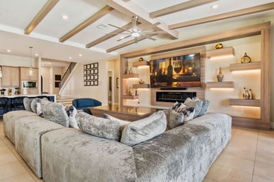 Luxury Villa Photo #21