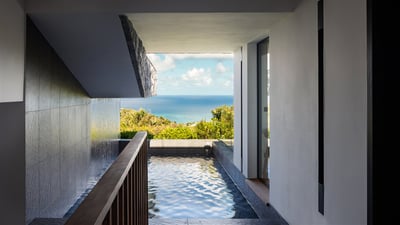 Luxury Villa Photo #9