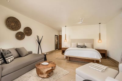 Luxury Villa Photo #31