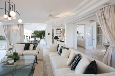 Luxury Villa Photo #42