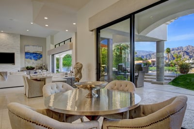 Casual kitchen dining for 4.