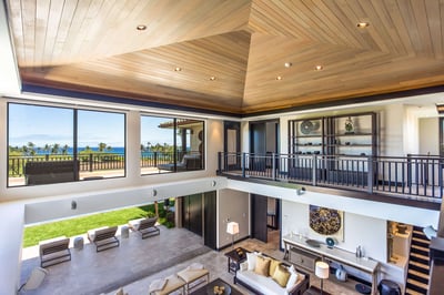 Luxury Villa Photo #15